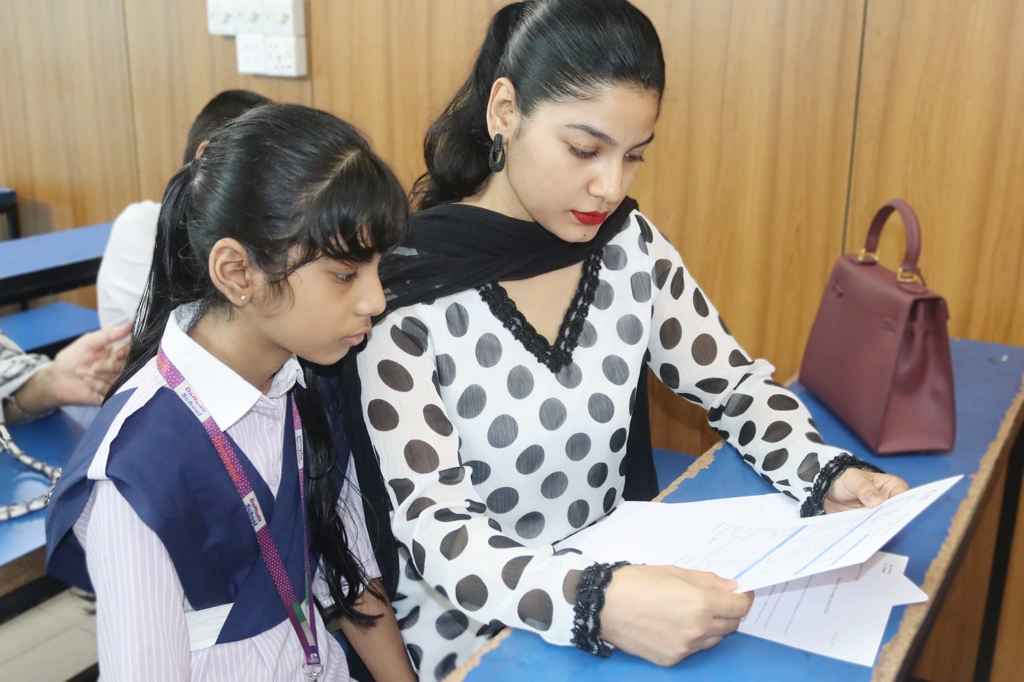 𝐉𝐮𝐧𝐢𝐨𝐫 & 𝐒𝐞𝐧𝐢𝐨𝐫 𝐒𝐞𝐜𝐭𝐢𝐨𝐧 𝐑𝐞𝐩𝐨𝐫𝐭 𝐂𝐚𝐫𝐝 𝐃𝐚𝐲 𝐟𝐨𝐫 𝐭𝐡𝐞 𝟐𝟎𝟐𝟒-𝟐𝟎𝟐𝟓 𝐬𝐞𝐬𝐬𝐢𝐨𝐧.